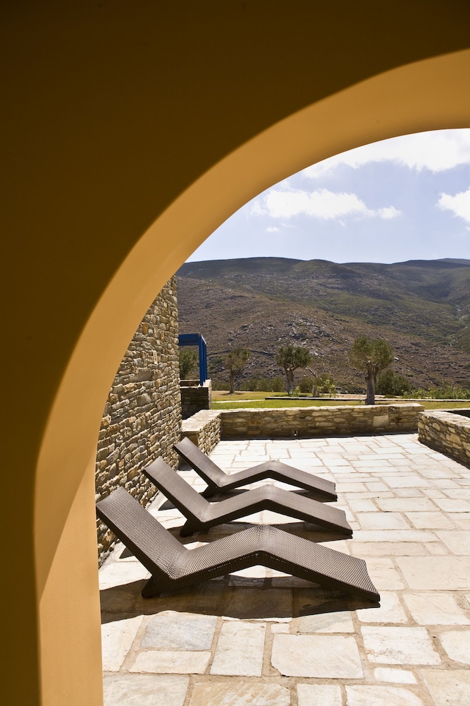 AEGEA BLUE CYCLADITIC RESORT(FOMERLY AEGEA BLUE VILLAS AND SUITES) 66/72