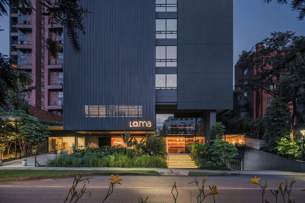 Versus Hotel 5/65