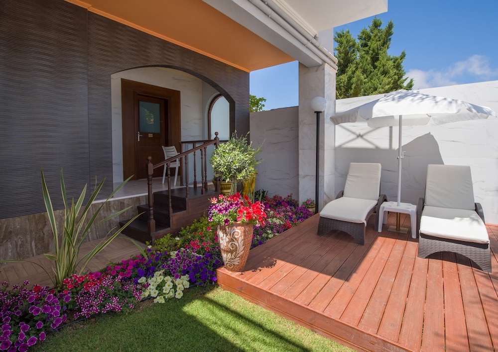 Paradice Hotel Luxury Suites 38/50