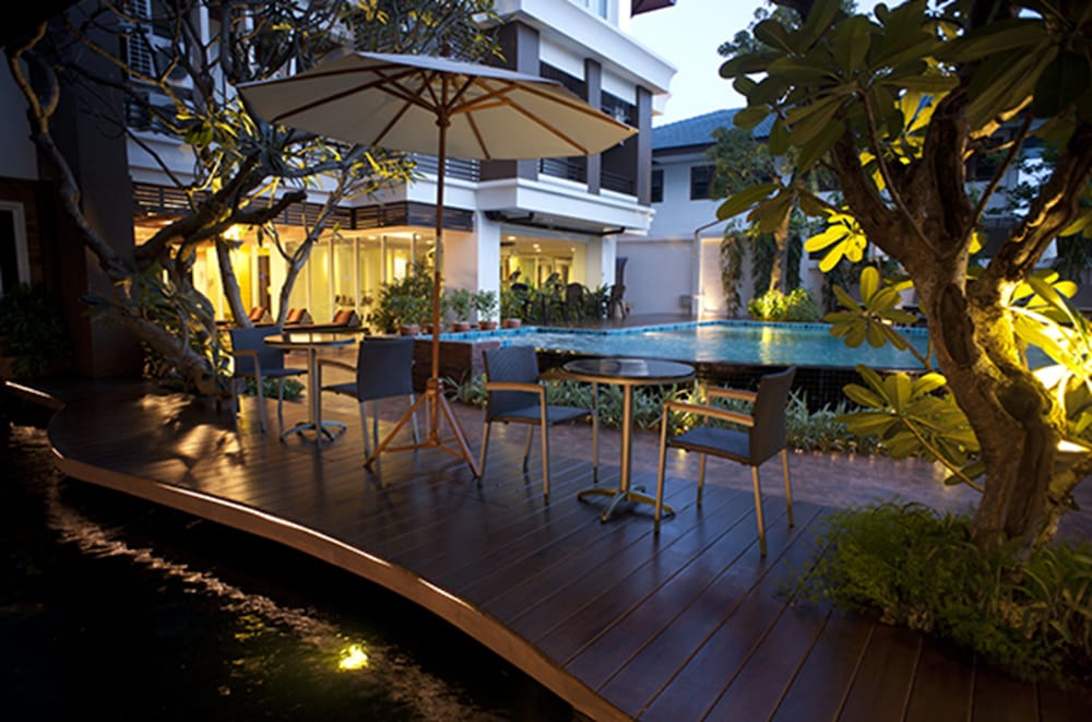 Suvarnabhumi Suite 3/66