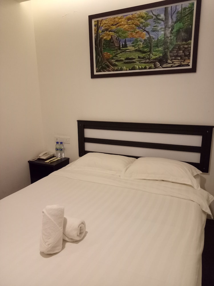 Hotel Sri Bernam 27/59