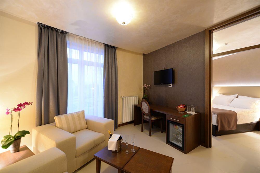 Majdan Hotel 20/38
