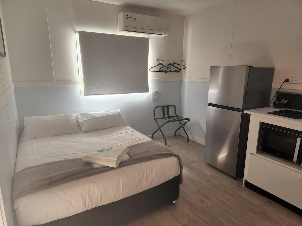 1 Bedroom, Family, Cabin, 1 Double and 2 Bunk Beds