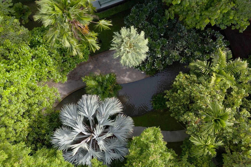 The Park 9, A Living Serviced Residence 70/73