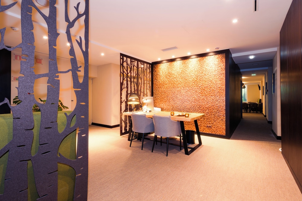 The Leaf Boutique Hotel - Adults Only 66/68