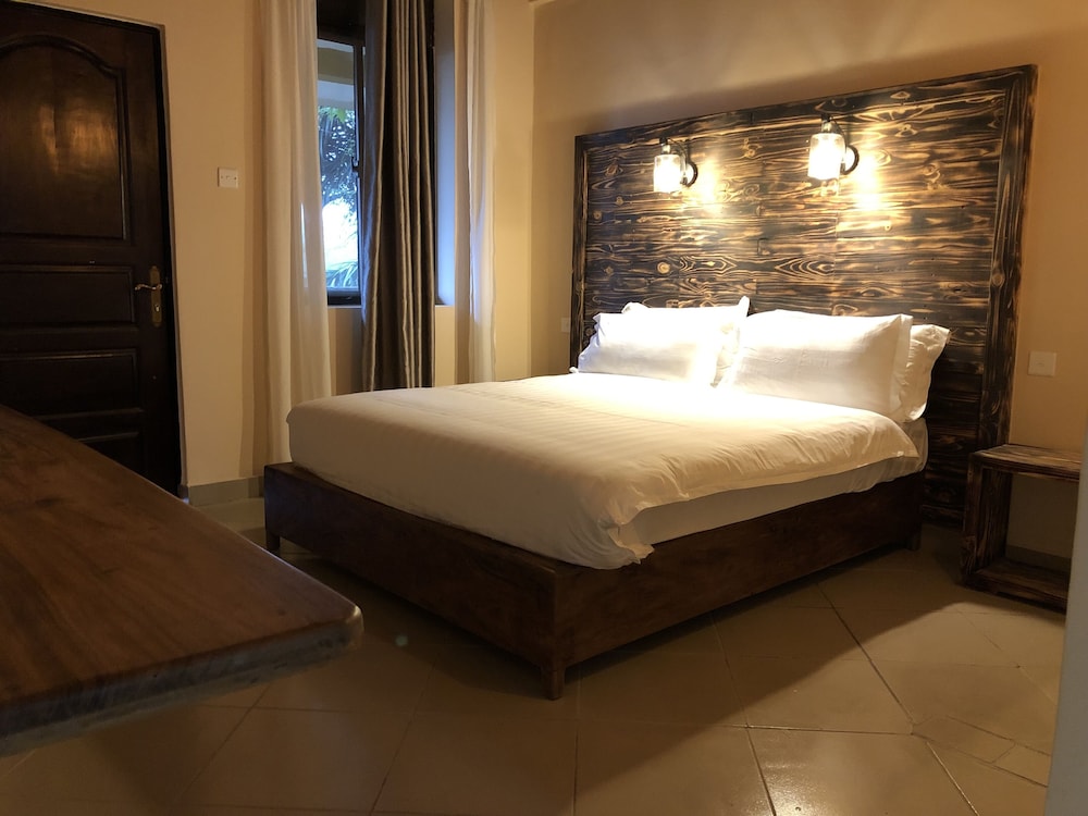 غرفة قياسية بسريرين منفصلين، Meley Impala Hotel 3/6