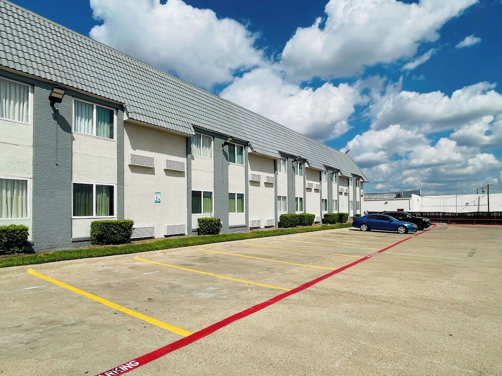 Motel6 Duncanville, TX - Dallas 37/46