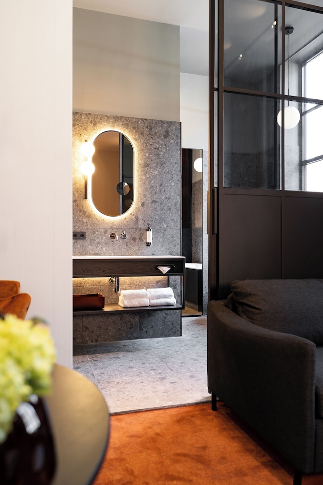 Theaterhotel de Oranjerie 5/61