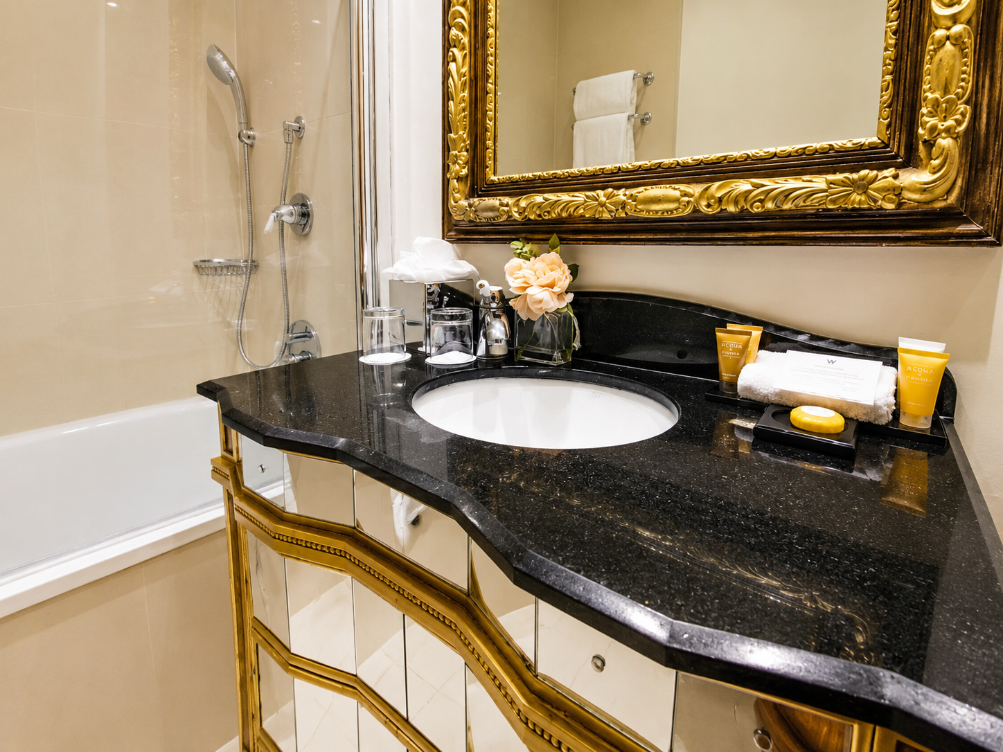 Superior, Double Bed, Ground Floor, Ashburn 8/10