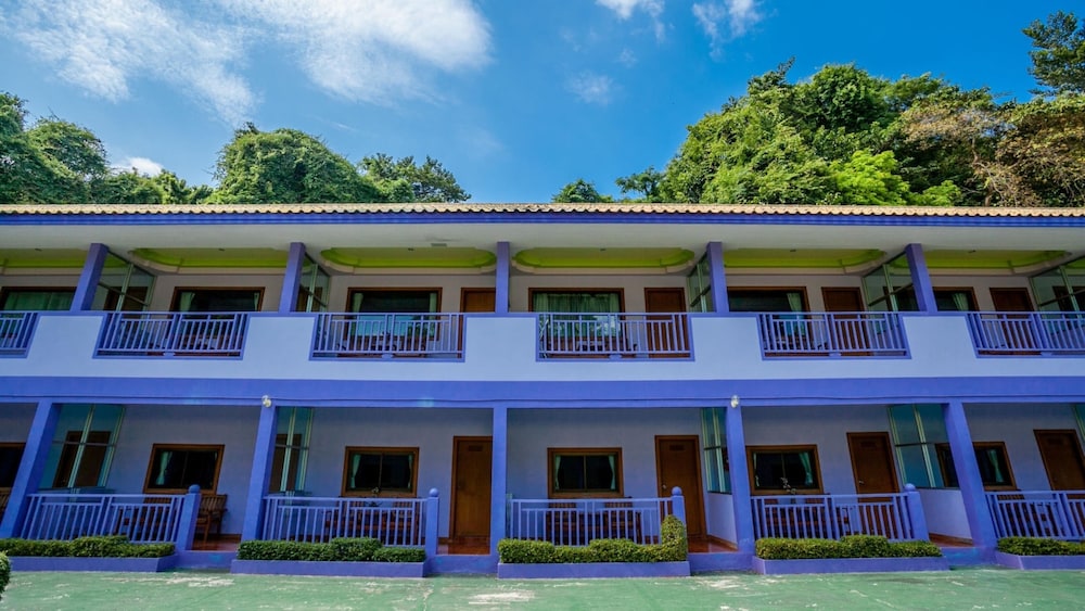 Phi Phi Donchukit Resort 1/40