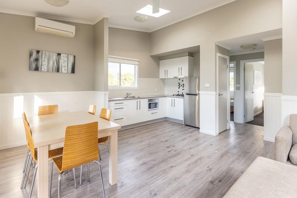 NRMA Portland Bay Holiday Park 25/46