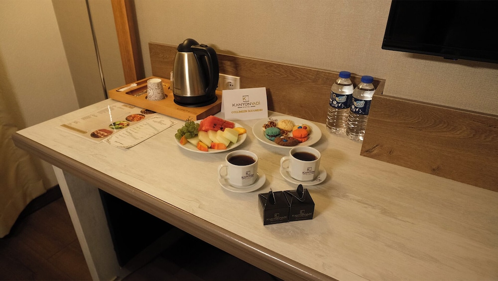 Kanyonvadi Hotel 34/47