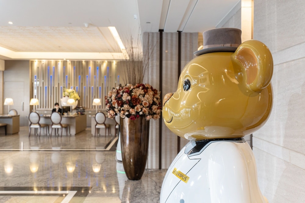 CHECK inn SELECT Taichung Dadun 23/48