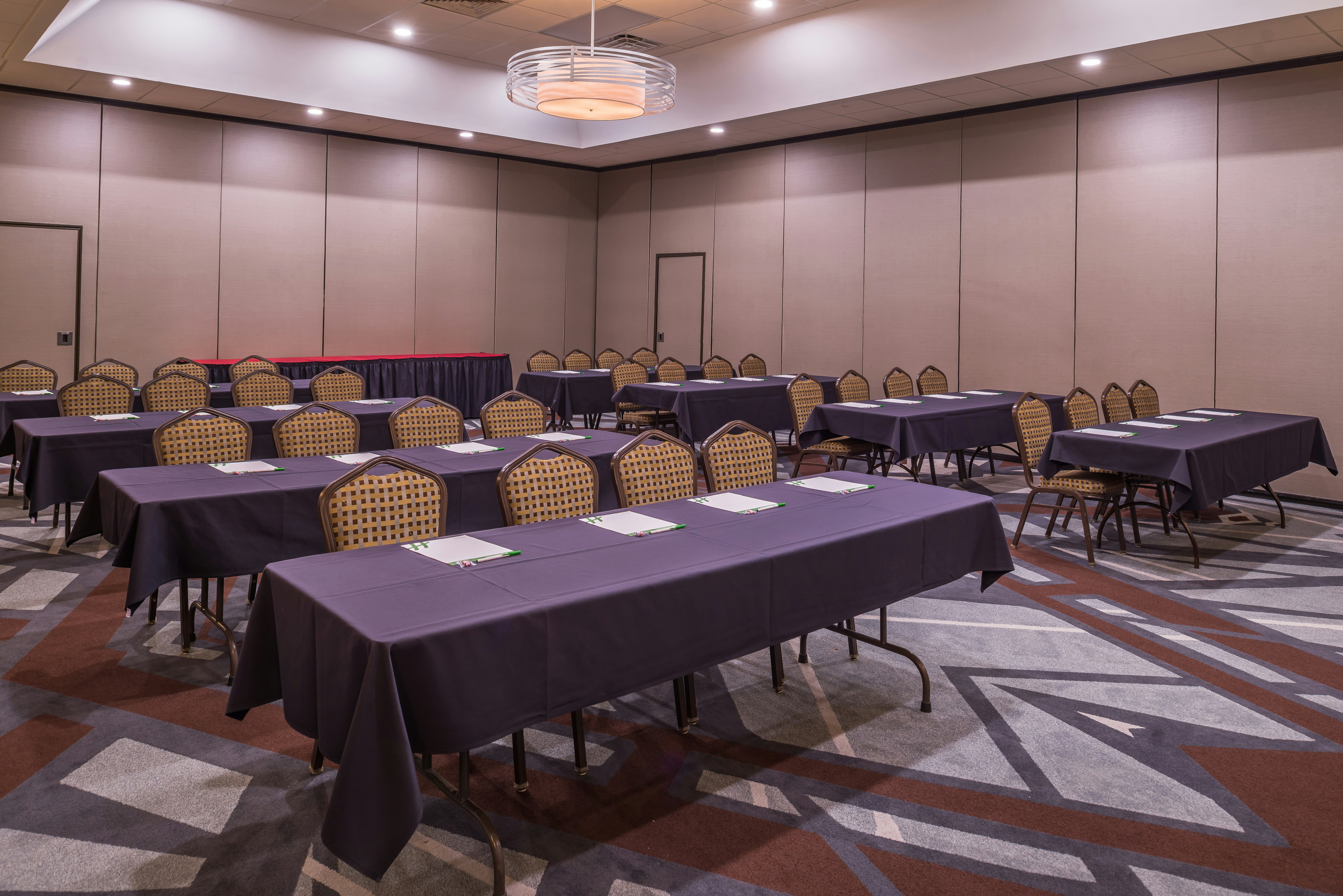 Holiday Inn Auburn Finger Lakes Region 65/75