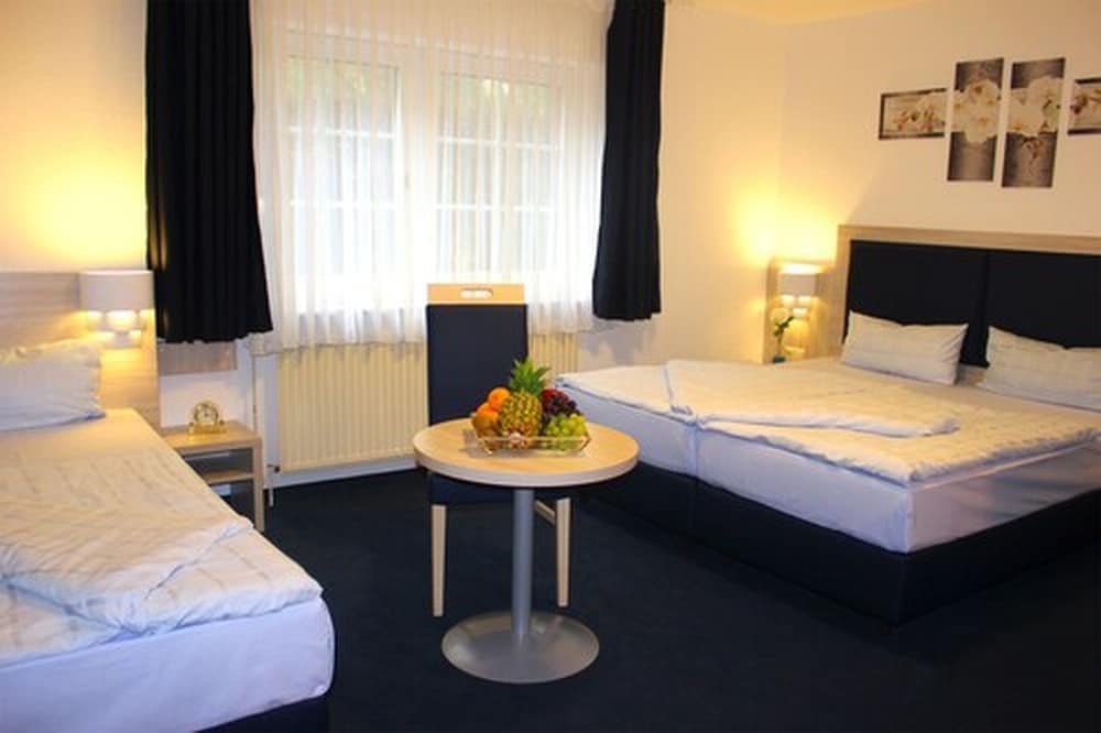 Hotel Altenwerder Hof 24/29