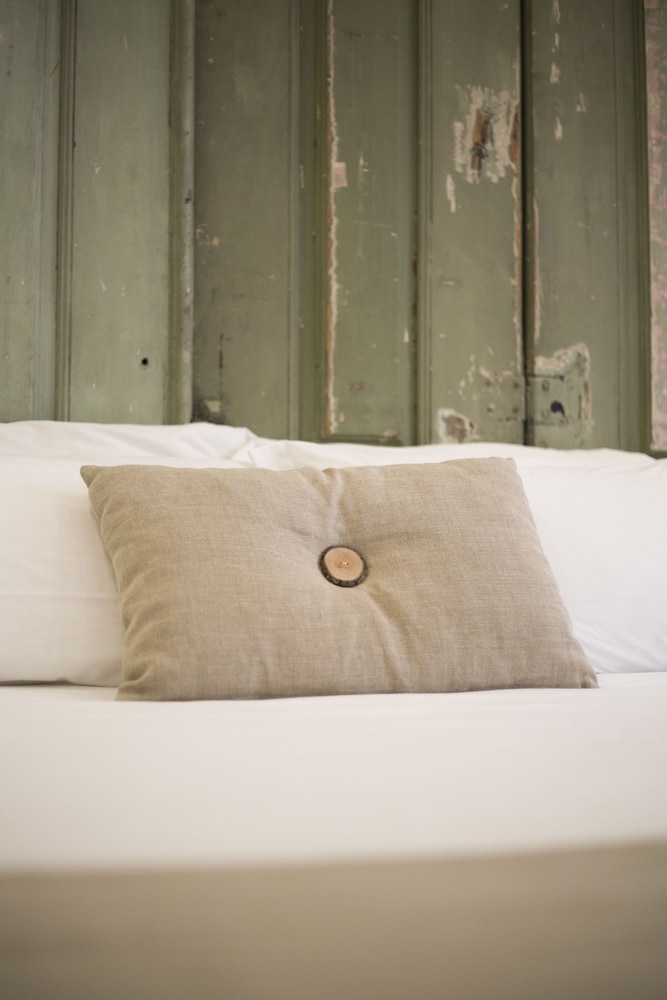 262 BOUTIQUE HOTEL 53/74