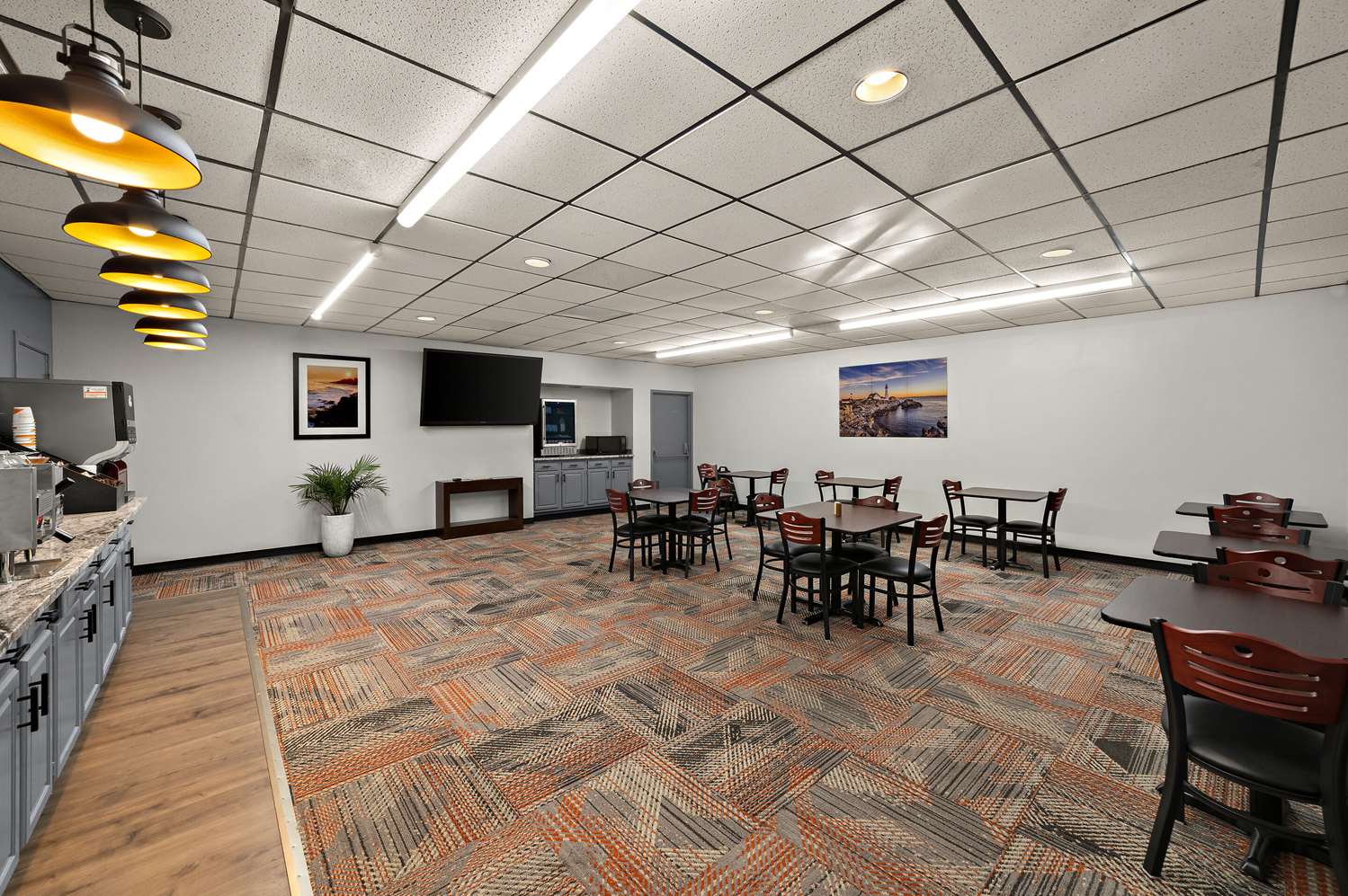 Quality Inn & Suites Caribou 35/43
