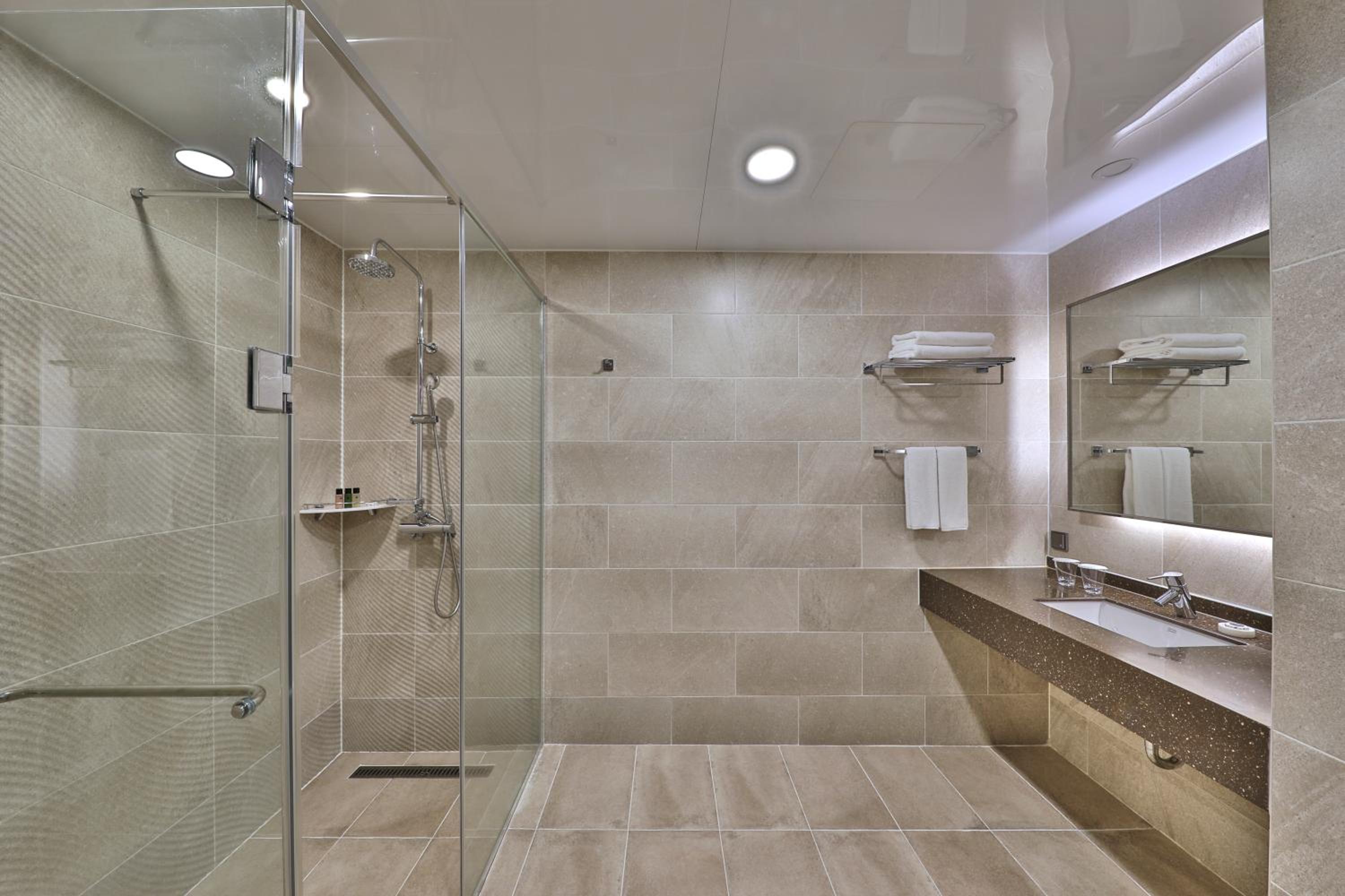 غرفة قياسية بسريرين منفصلين، Camphortree Hotel And Resort 5/5
