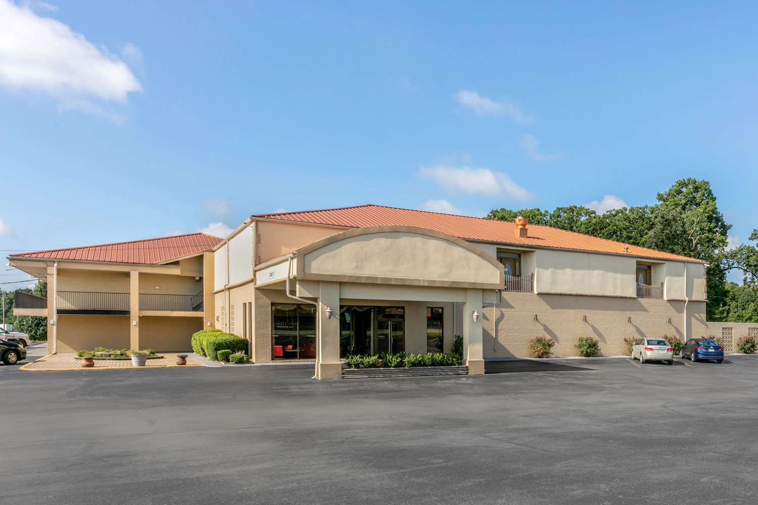 Red Roof Inn Manchester, TN 2/17