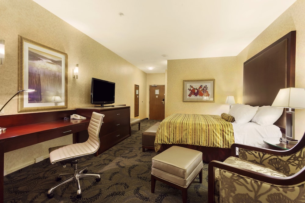 Poco Inn And Suites Hotel Conference Centre 28/58