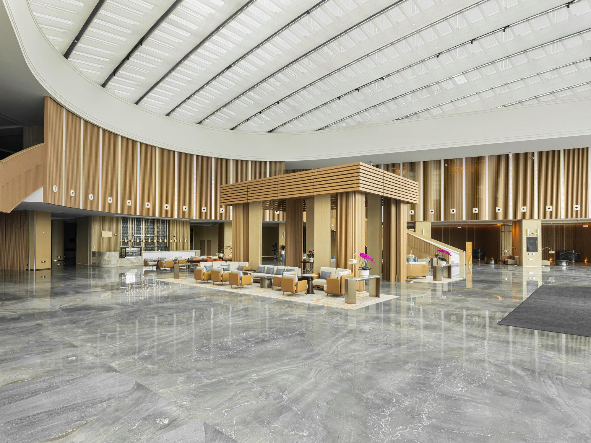 Lobby at LN Dongfang Hotel Nansha, GUANGZHOU