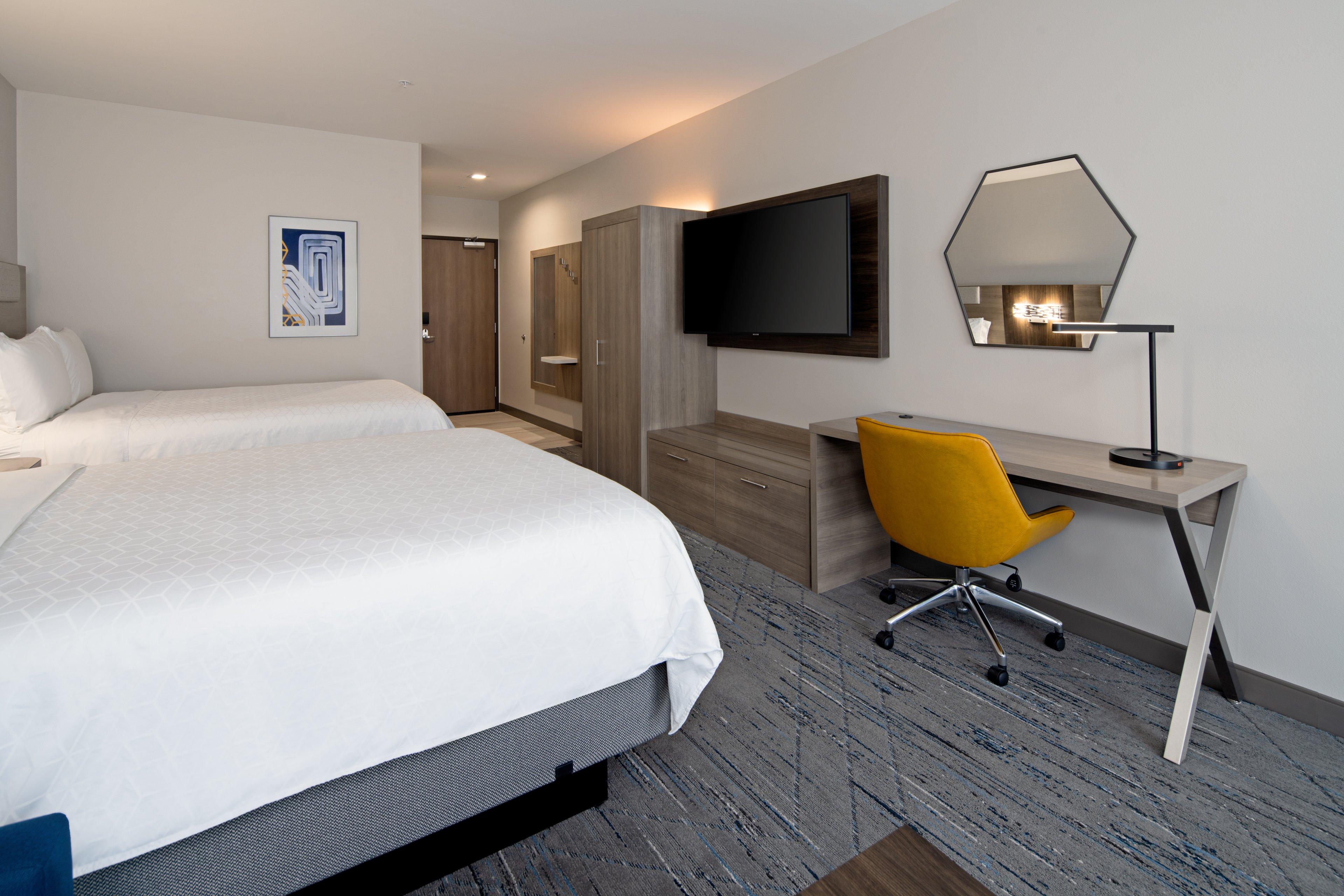 Holiday Inn Express and Suites Valencia 17/50
