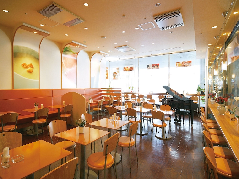 Hotel New Hankyu Annex 37/42