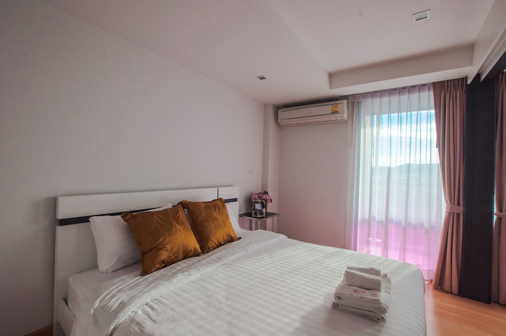 Silathip Huahin Serviced Apartment & Hotel 28/72