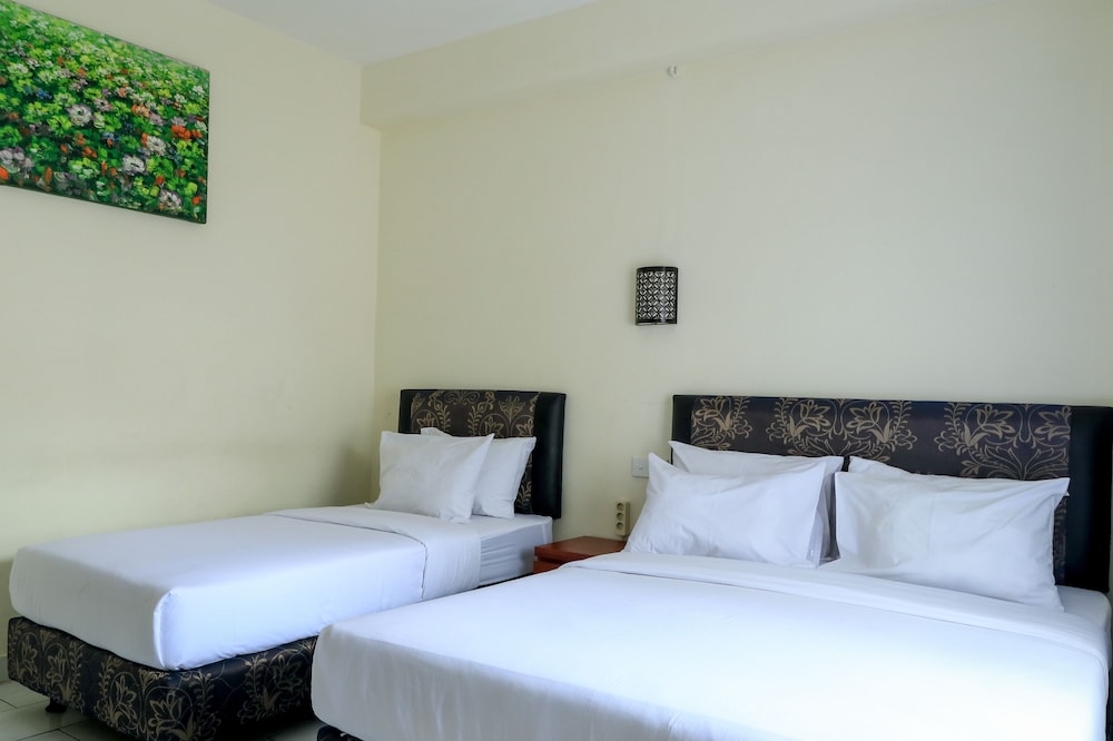 City Garden Bali Dwipa Hotel 37/76