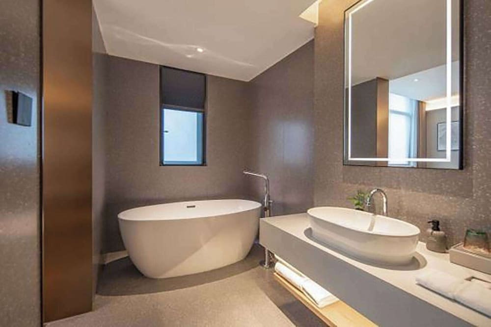Ramada Encore by Wyndham Shanghai Pudong Airport 60/61