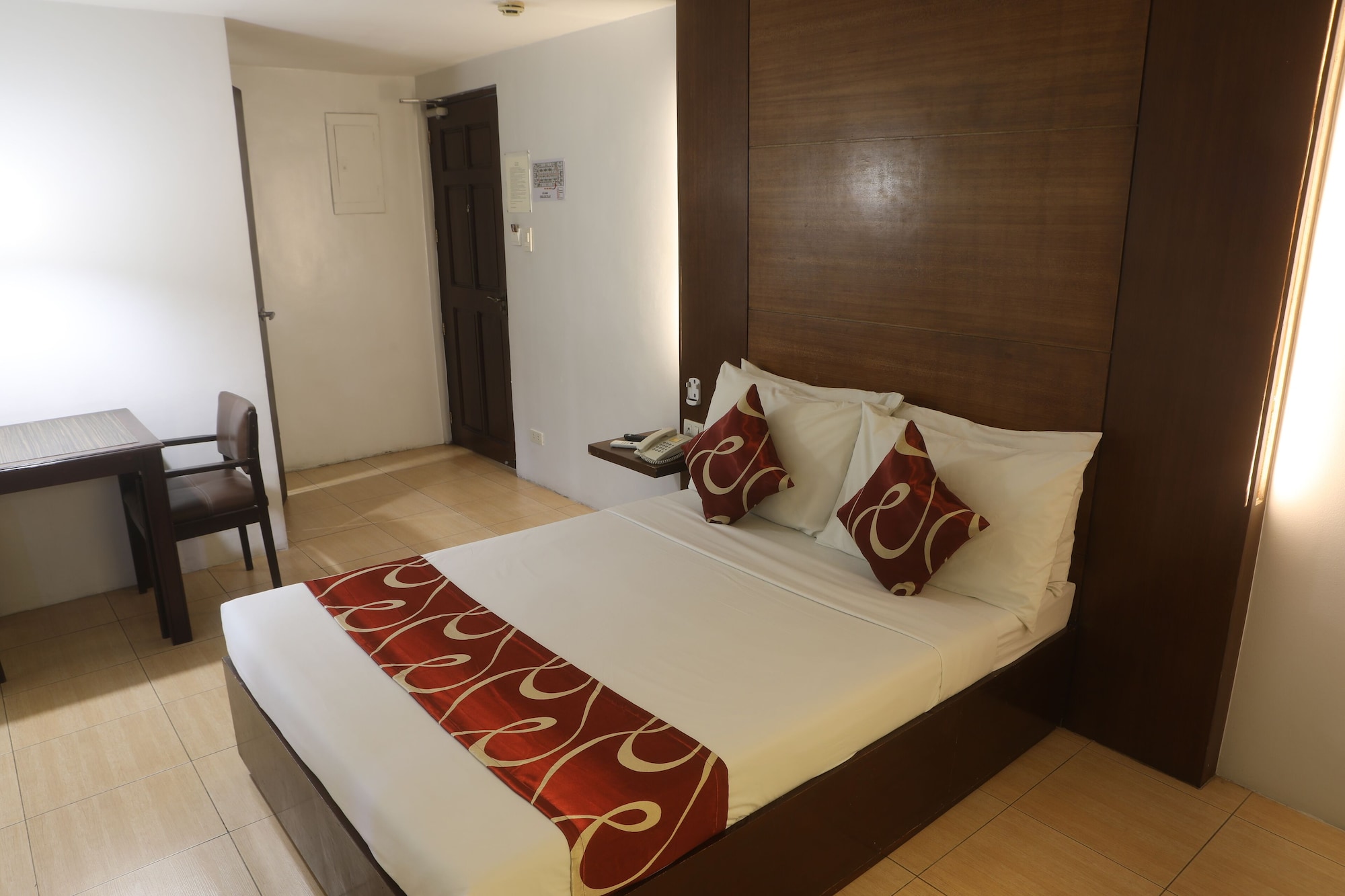 Standard, Double Bed