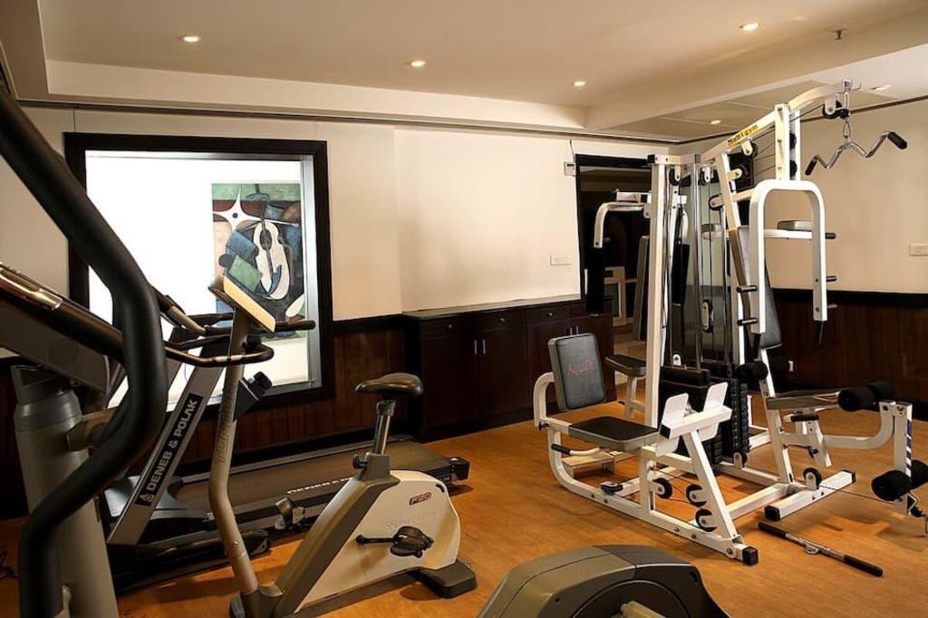Mastiff Hotel City Nest Gurgaon 28/56