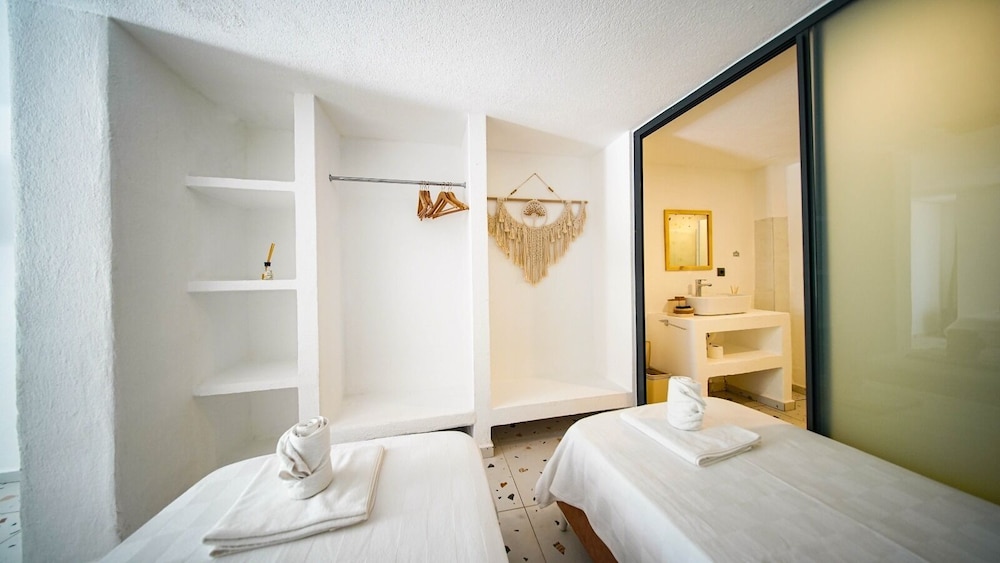 Thanos Hotel 27/50