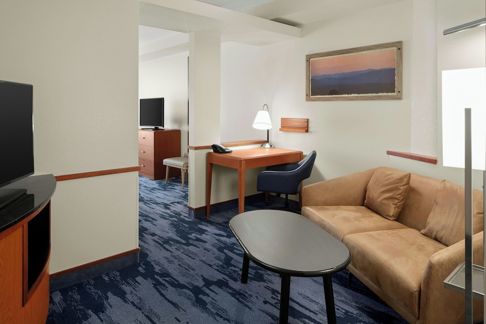 Fairfield Inn Suites Carlisle 38/55