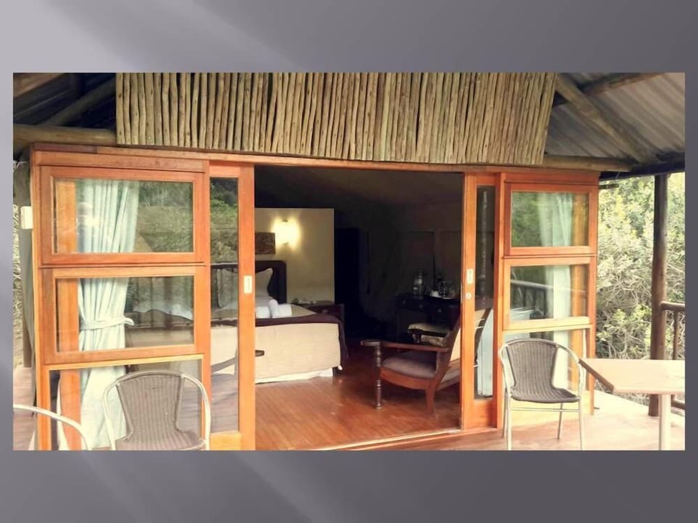 Inkwenkwezi Private Game Reserve 20/50