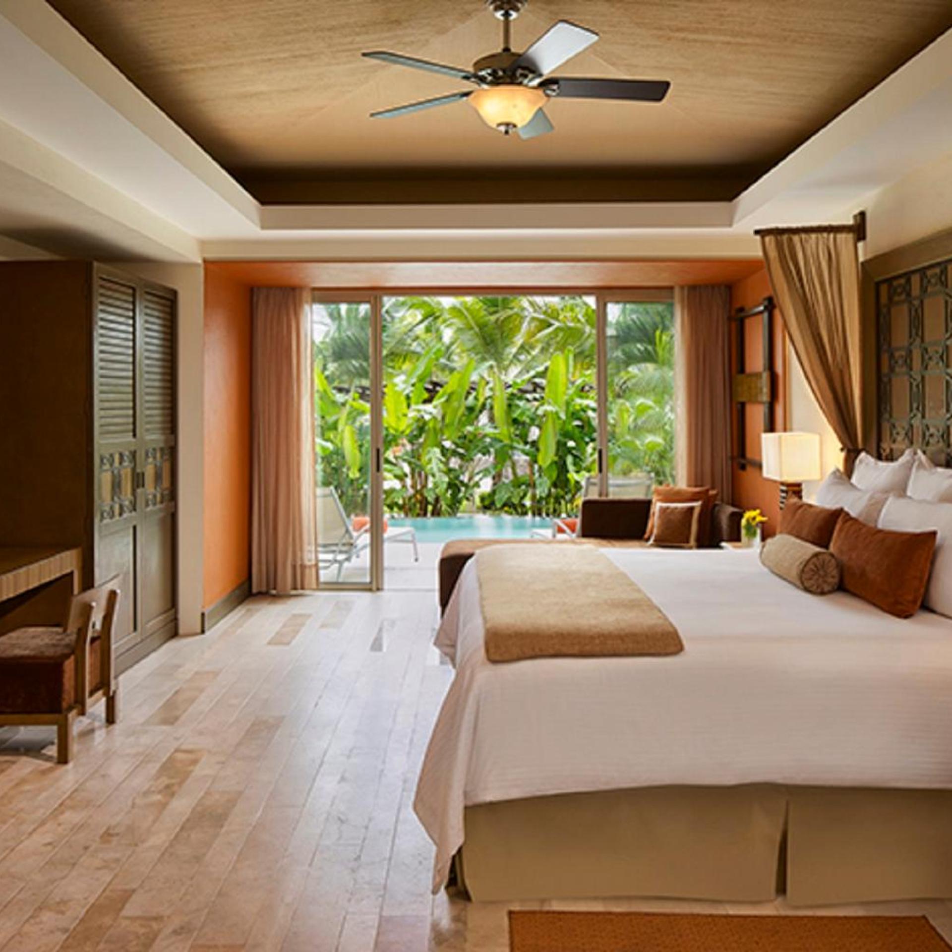 Preferred Club, Swim Out, Junior Suite