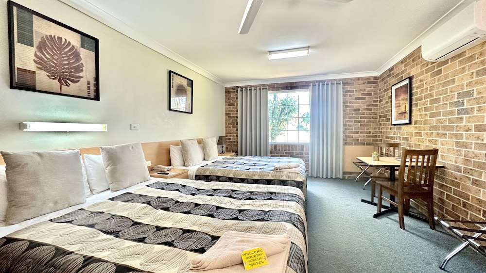 Golden Grain Motor Inn 20/62