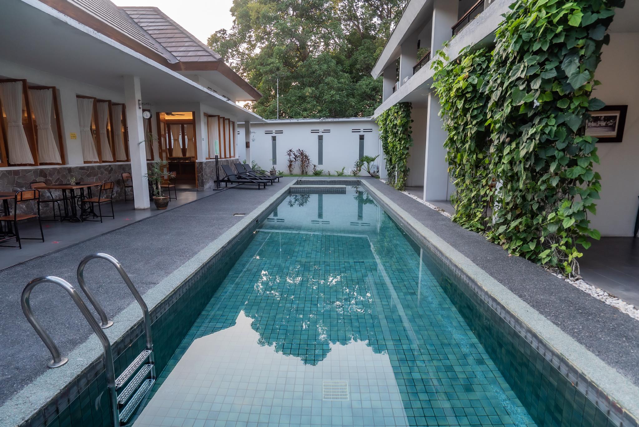 Hotel Blambangan 44/46