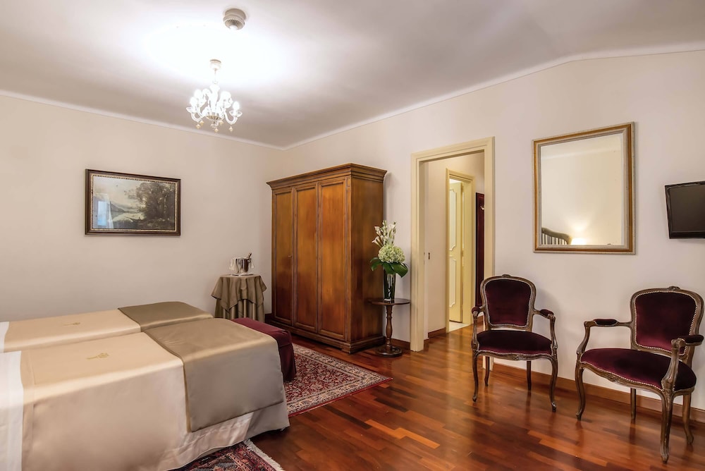 Forum Hotel Rome 41/55