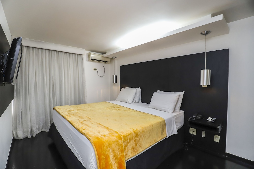 155 HOTEL 14/54
