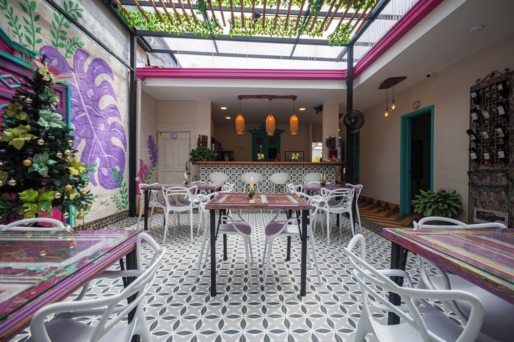 Casa Hotel Las Hortensias 33/50