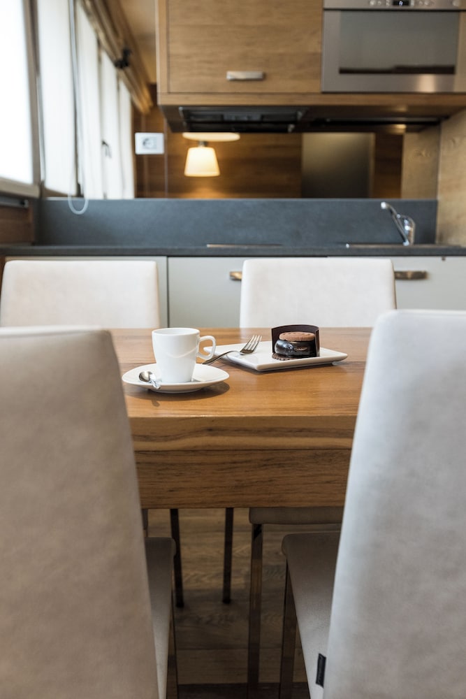 Sottovento Luxury Hospitality 55/67