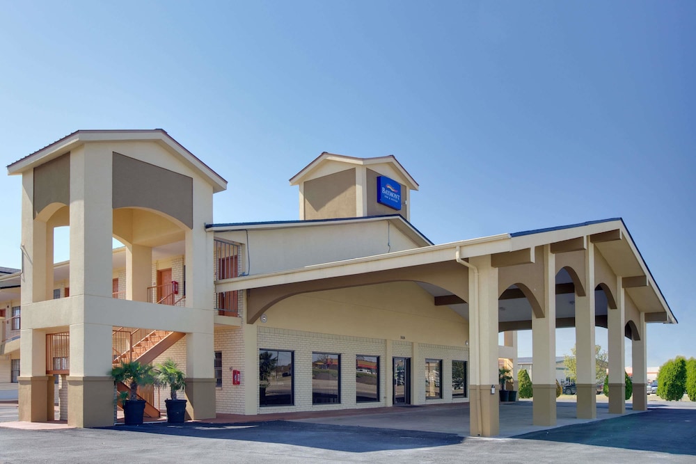 Baymont by Wyndham Terrell 5/24
