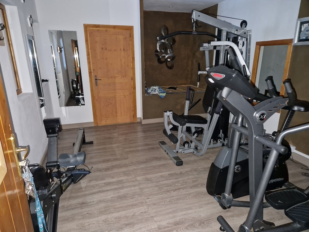 Chalet des Neiges - Oz en Oisans(Sat arr/dep only 22/50