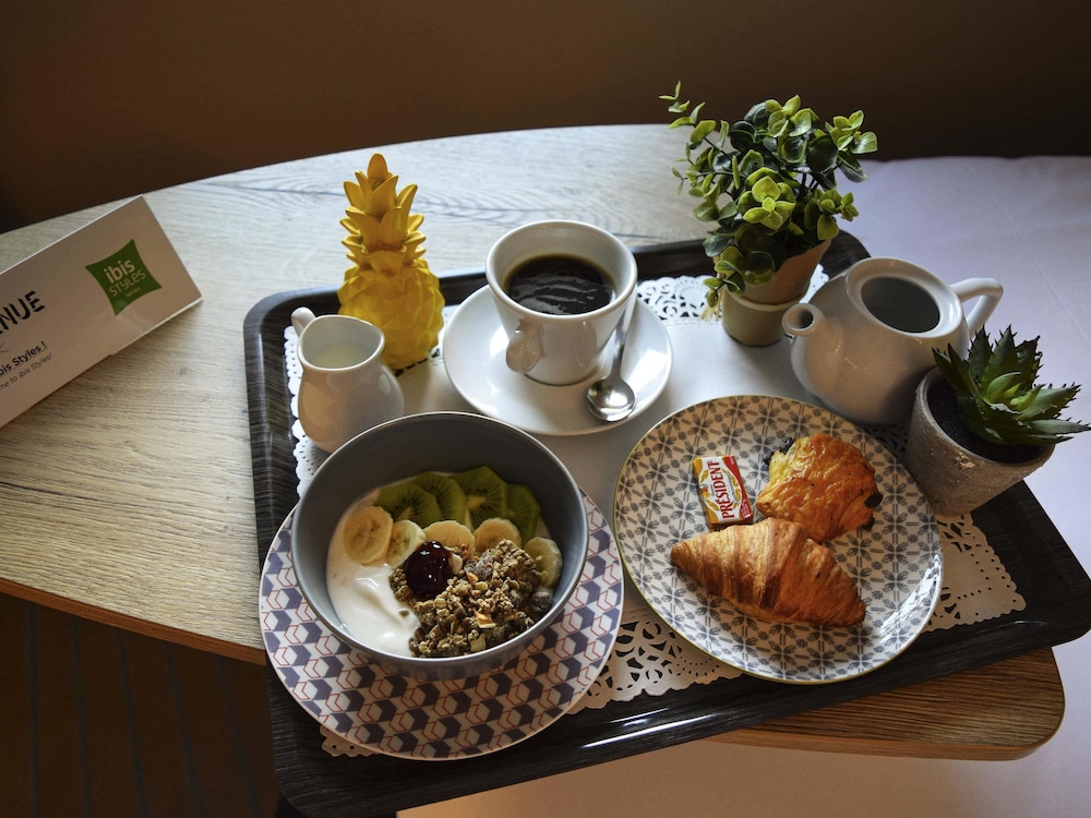 Ibis Styles Crolles Grenoble A41 29/38