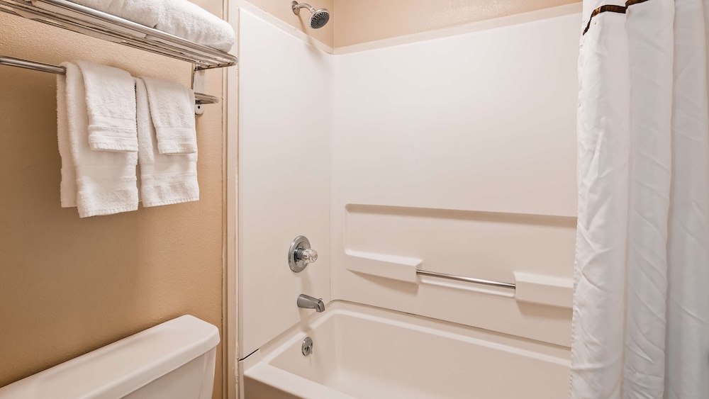 Surestay Plus Hotel By Best Western Jackson 3/25