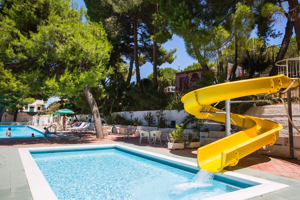 Hotel Mediterraneo 33/56
