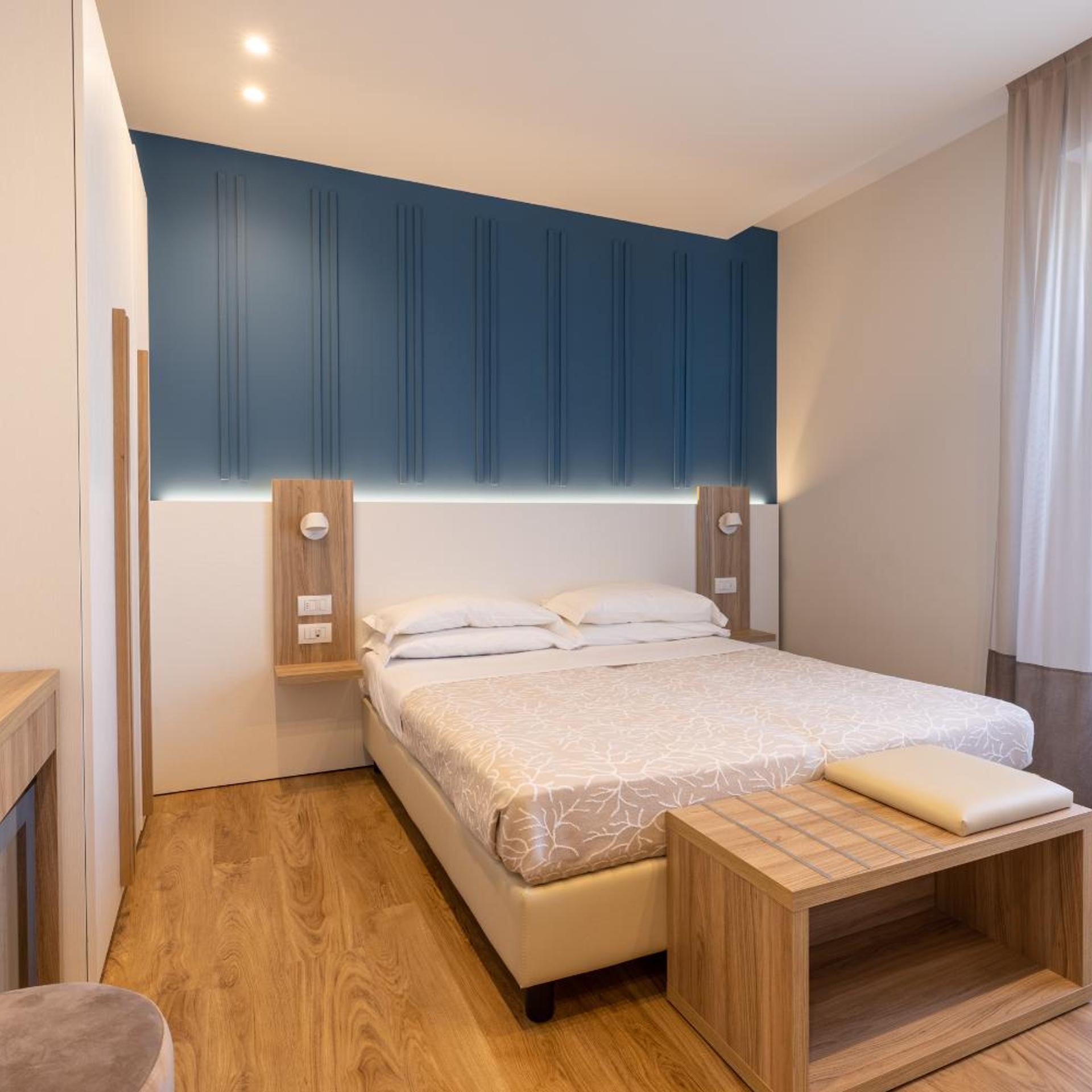 Room, Double or Twin Bed, Lateral Side Sea View، Hotel Gemma 4/10