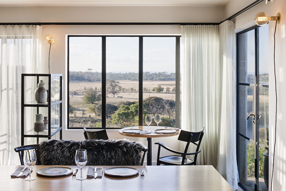Piermont Retreat Swansea 40/55