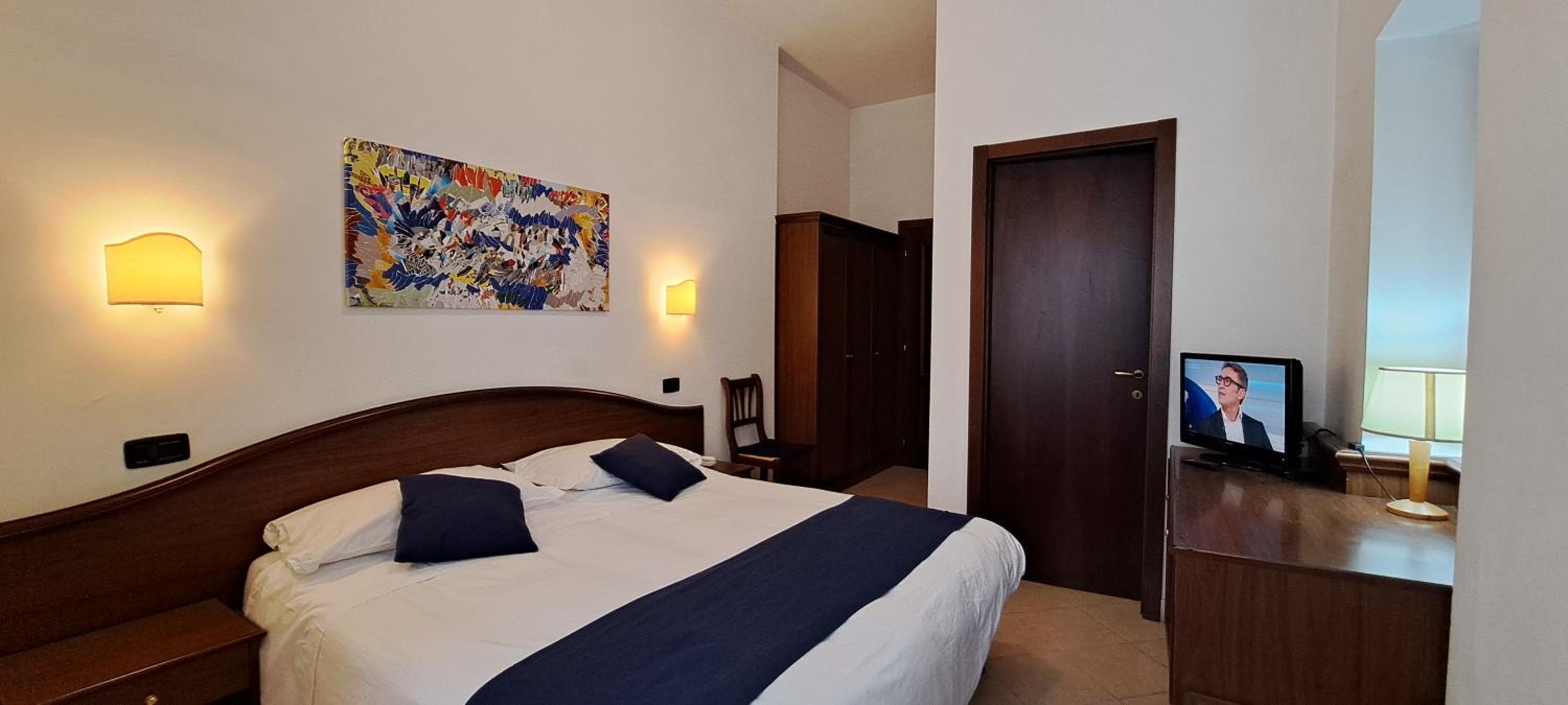 Hotel Bonazzi 21/40